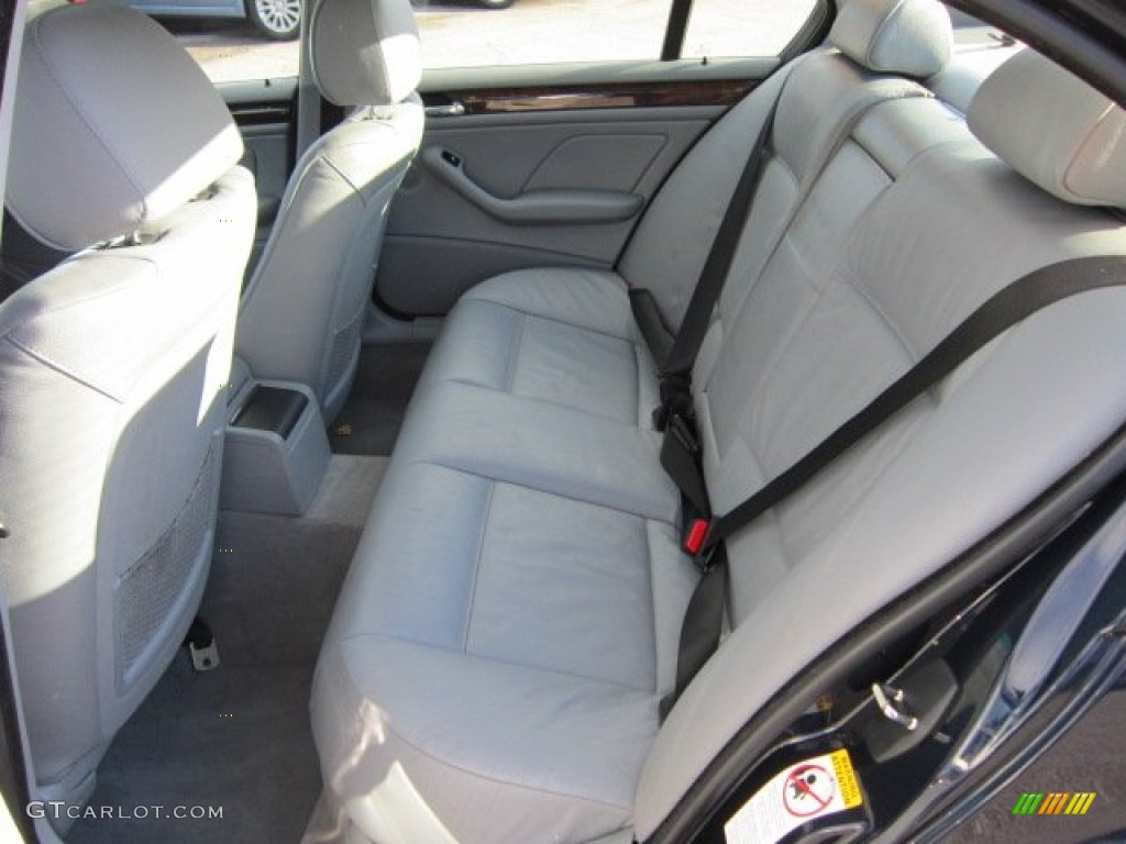 2001 3 Series 325i Sedan - Orient Blue Metallic / Grey photo #14