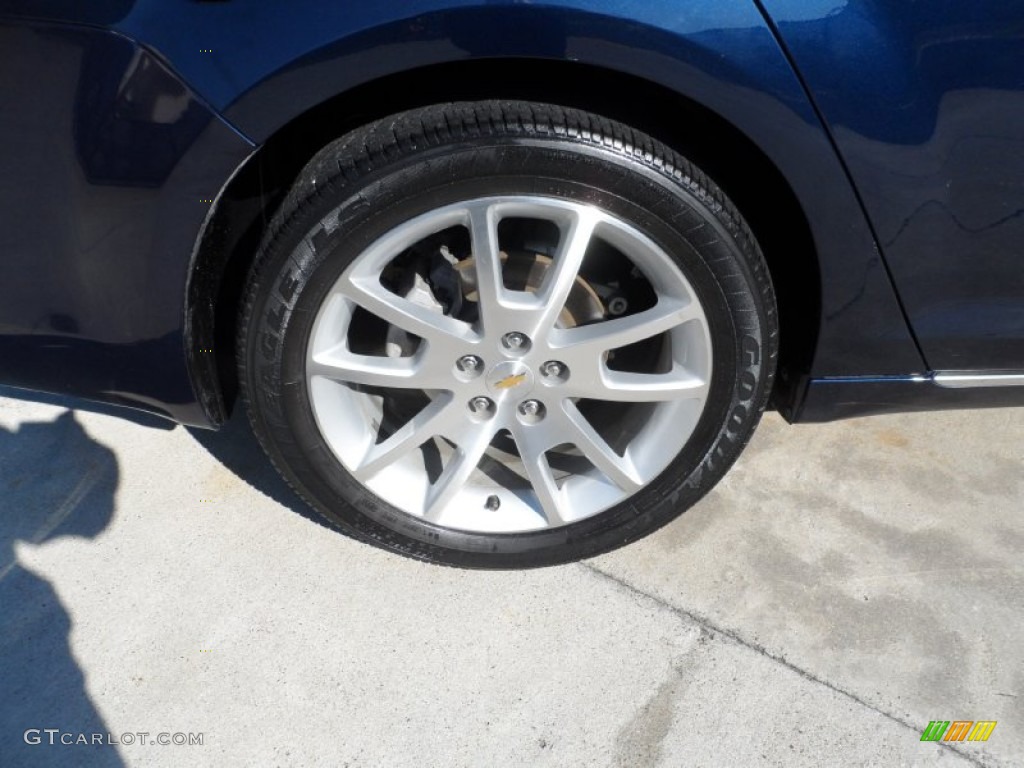 2010 Malibu LTZ Sedan - Imperial Blue Metallic / Ebony photo #14