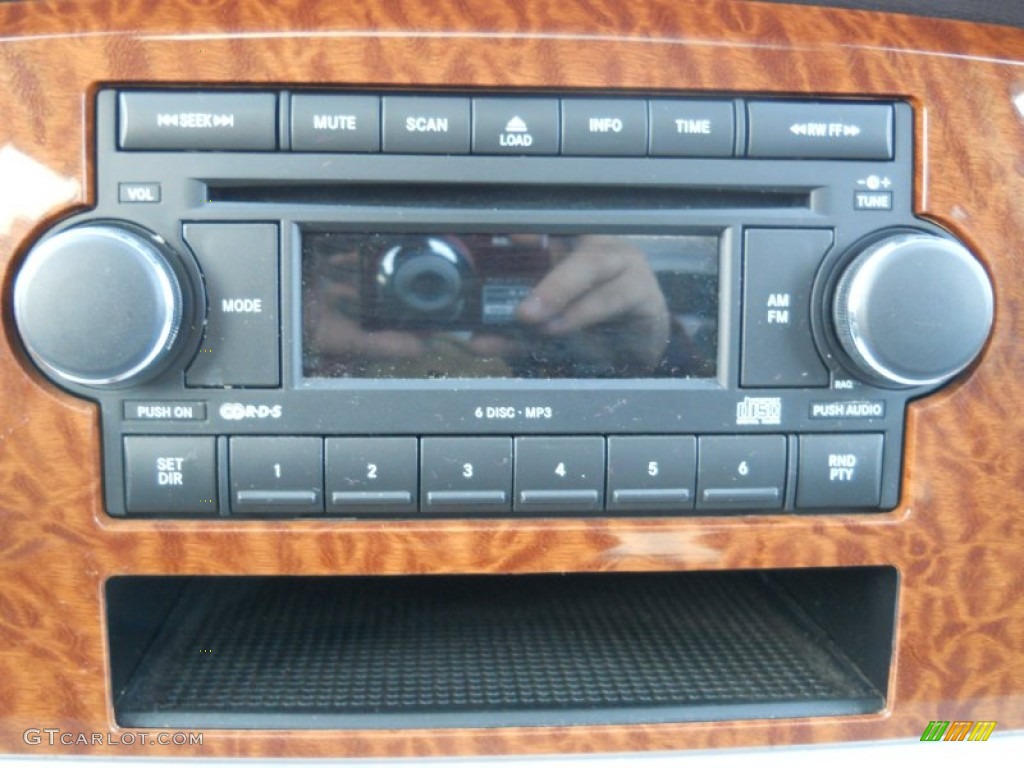 2006 Dodge Ram 3500 Laramie Quad Cab 4x4 Audio System Photo #56923243