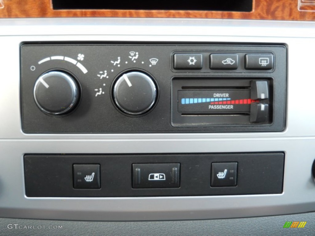 2006 Ram 3500 Laramie Quad Cab 4x4 - Inferno Red Crystal Pearl / Medium Slate Gray photo #19