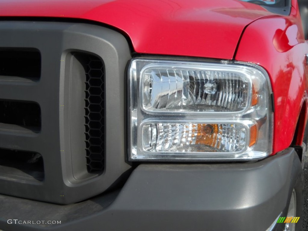 2005 F350 Super Duty XL Regular Cab 4x4 - Red / Tan photo #5