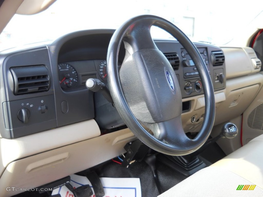 2005 F350 Super Duty XL Regular Cab 4x4 - Red / Tan photo #13