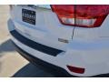 Stone White - Grand Cherokee Laredo Photo No. 6