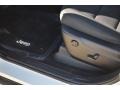 Stone White - Grand Cherokee Laredo Photo No. 15
