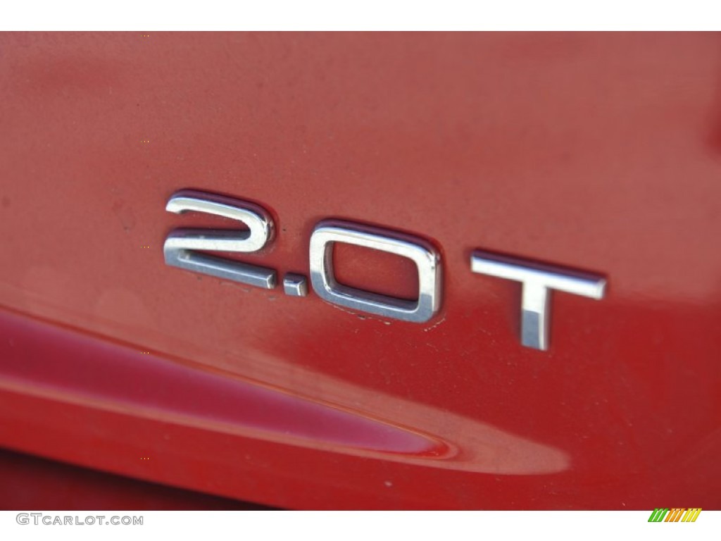 2009 Audi A4 2.0T Sedan Marks and Logos Photos