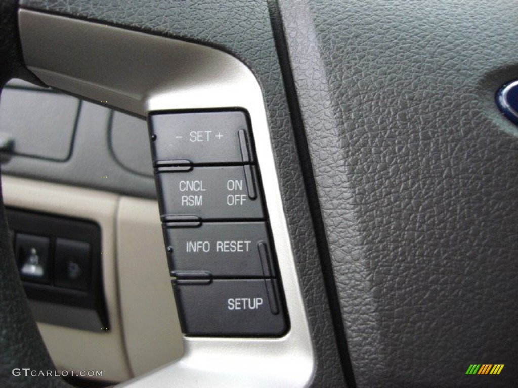 2010 Fusion SE V6 - Brilliant Silver Metallic / Medium Light Stone photo #22