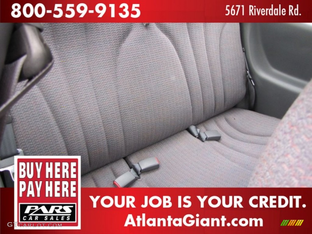 2002 Sunfire SE Coupe - Arctic White / Taupe photo #9