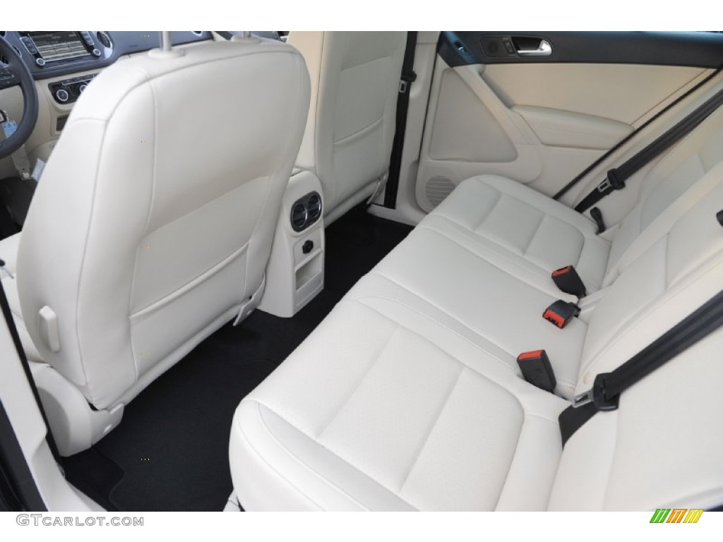 2012 Tiguan SE - Deep Black Metallic / Beige photo #19