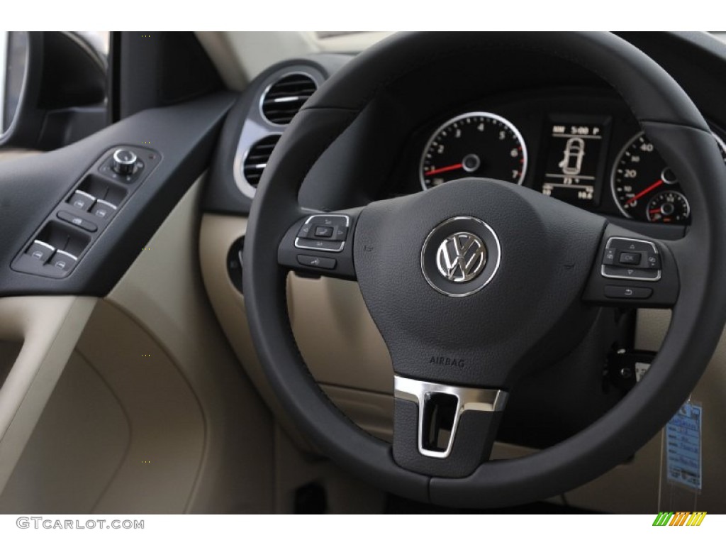2012 Tiguan SE - Deep Black Metallic / Beige photo #22