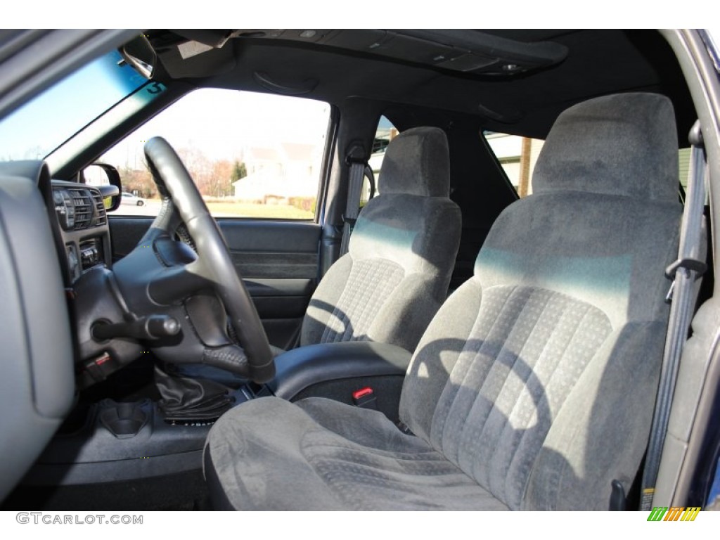 Graphite Interior 2002 Chevrolet Blazer LS ZR2 4x4 Photo #56937737