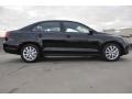 Black - Jetta SE Sedan Photo No. 7