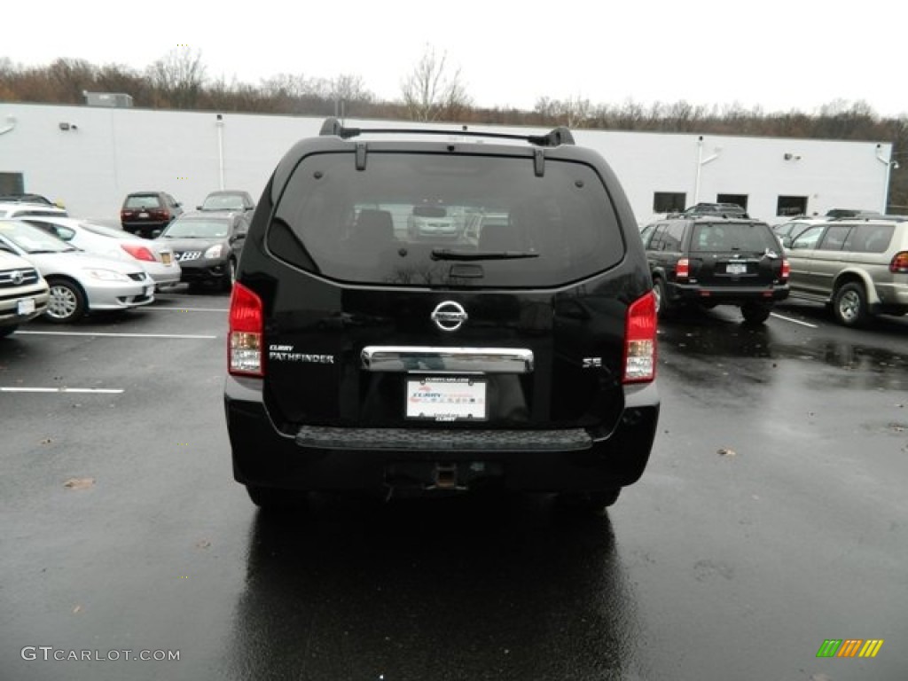 2006 Pathfinder SE Off Road 4x4 - Super Black / Graphite photo #4