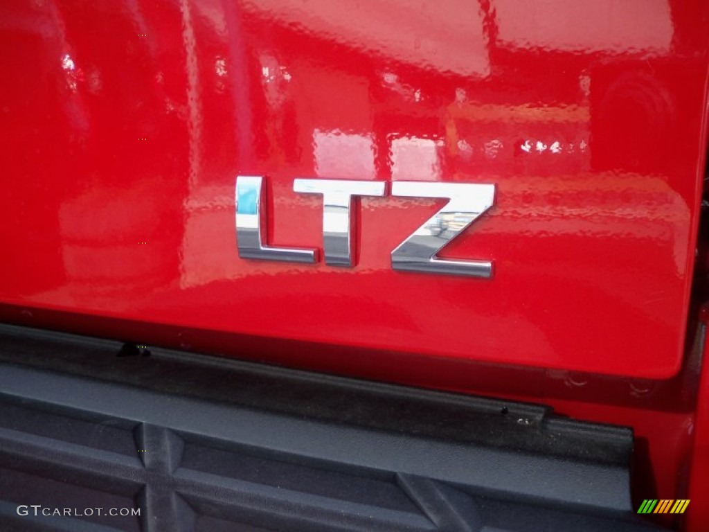 2011 Silverado 1500 LTZ Extended Cab 4x4 - Victory Red / Light Titanium/Dark Titanium photo #13