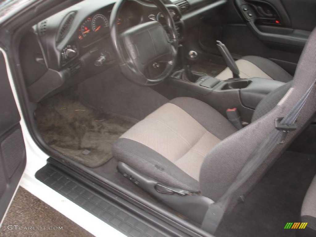 1994 Camaro Z28 Coupe - Arctic White / Gray photo #11