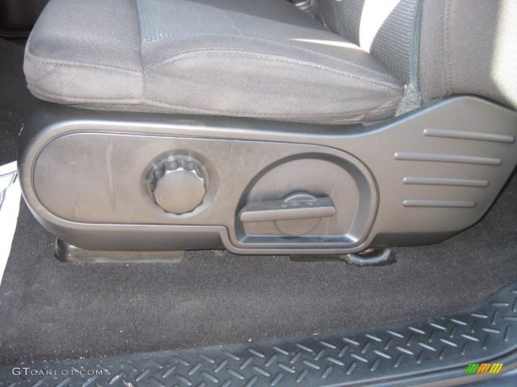 2005 F150 FX4 SuperCab 4x4 - Dark Shadow Grey Metallic / Black photo #23