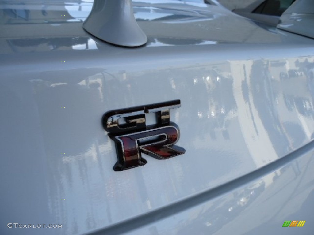 2010 GT-R Premium - Pearl White / Black photo #46