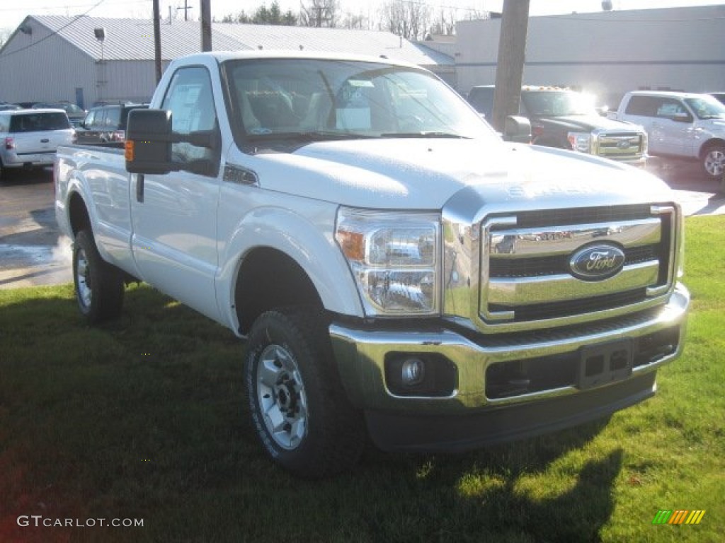 2012 F350 Super Duty XLT Regular Cab 4x4 - Oxford White / Steel photo #3