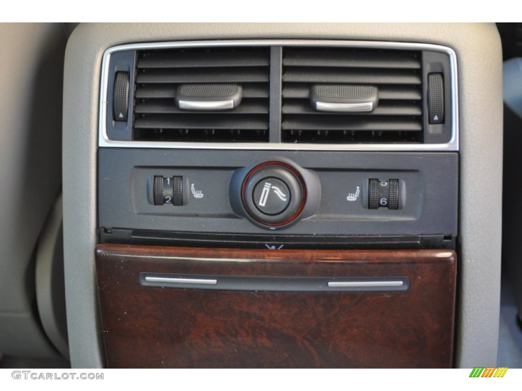 2006 Audi A8 4.2 quattro Controls Photo #56960492