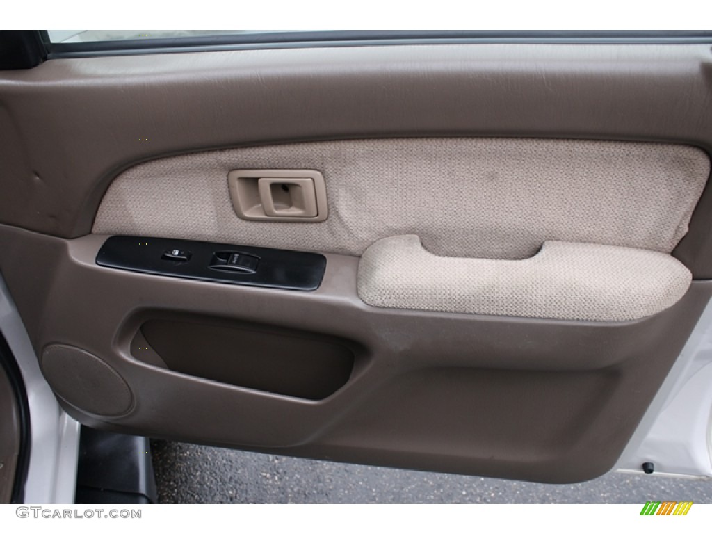1999 4Runner SR5 4x4 - Desert Dune Metallic / Oak photo #8