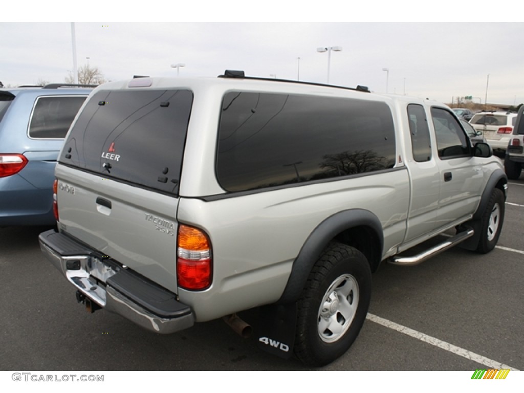 2004 Tacoma V6 Xtracab 4x4 - Lunar Mist Metallic / Charcoal photo #4