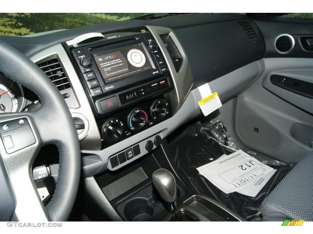2012 Tacoma V6 TRD Sport Double Cab 4x4 - Super White / Graphite photo #6