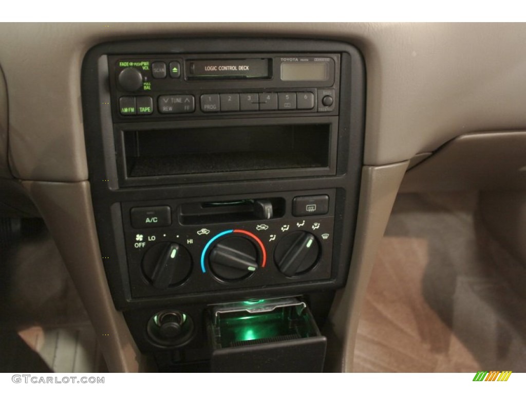 1997 Camry LE - Blue Velvet Pearl / Beige photo #15