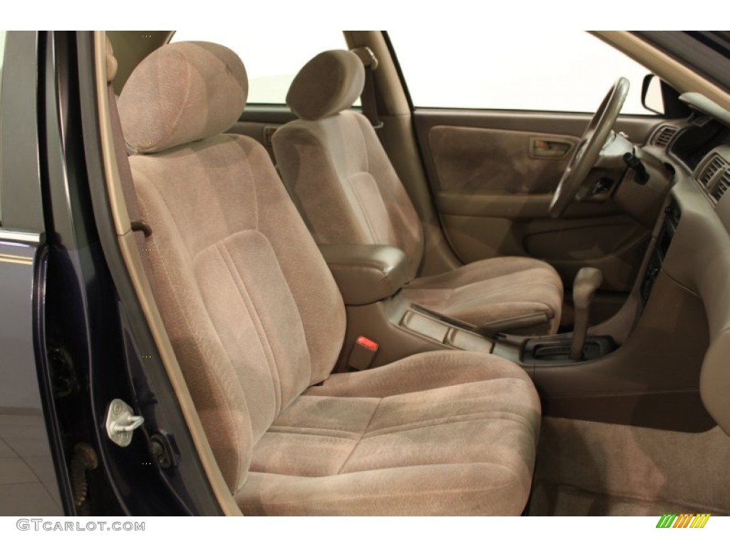 1997 Camry LE - Blue Velvet Pearl / Beige photo #18
