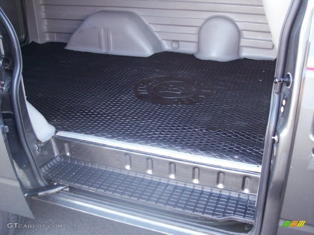 2002 Astro AWD Commercial Van - Medium Charcoal Gray Metallic / Neutral photo #60