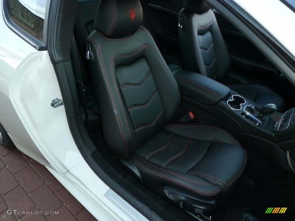 2012 Maserati GranTurismo S Automatic Passengers Seat in Black w/Red Stitching Photo #56968328
