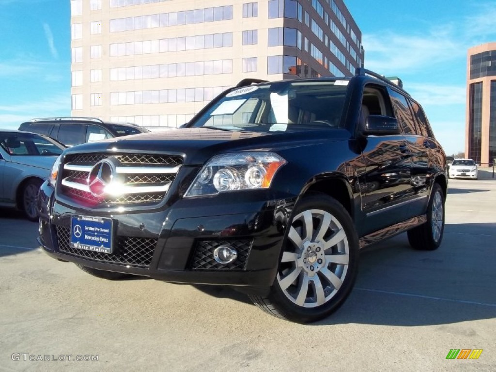 2010 GLK 350 4Matic - Obsidian Black Metallic / Almond/Black photo #1