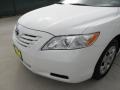 Super White - Camry LE Photo No. 10