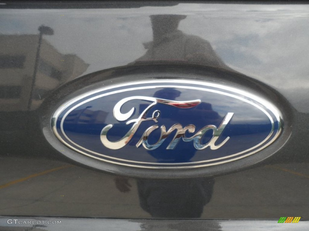 2007 Ford Freestyle SEL Marks and Logos Photo #56972963