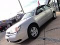 2005 Galaxy Silver Metallic Chevrolet Malibu Sedan  photo #2