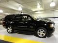 Black - Tahoe LTZ 4x4 Photo No. 6