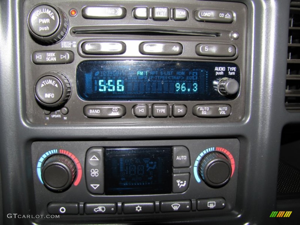 2007 Chevrolet Silverado 1500 Classic LT Extended Cab 4x4 Audio System Photos