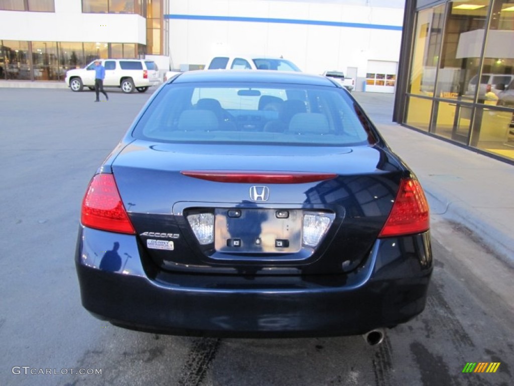 2006 Accord EX Sedan - Royal Blue Pearl / Gray photo #25