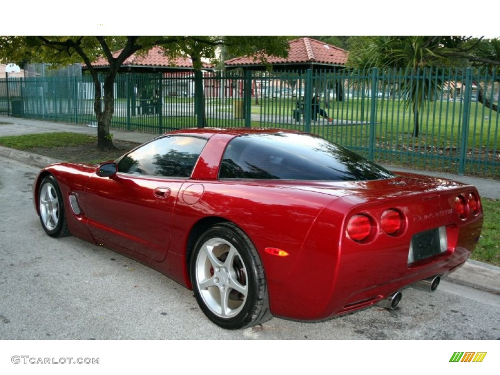 Magnetic Red Metallic 2000 Chevrolet Corvette Coupe Exterior Photo #56975051