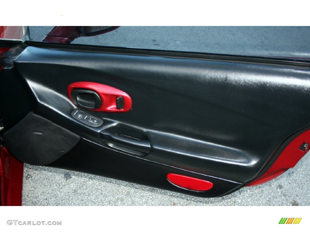 2000 Chevrolet Corvette Coupe Black Door Panel Photo #56975225