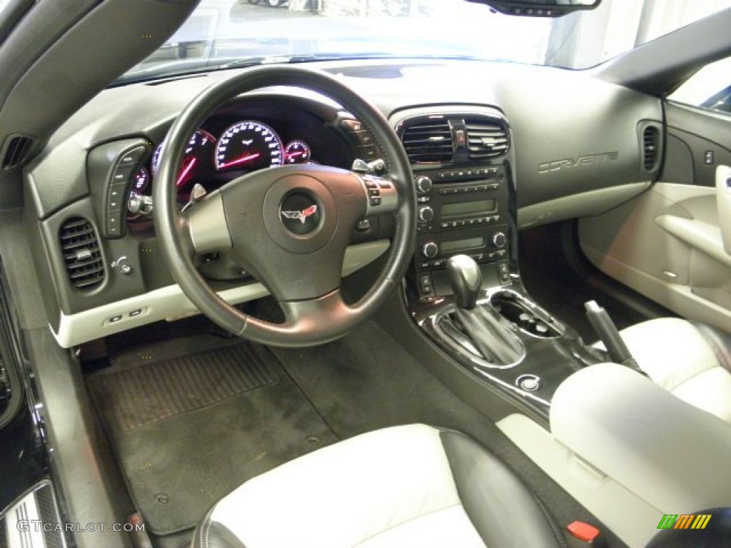 2008 Chevrolet Corvette Coupe Ebony/Titanium Dashboard Photo #56975327