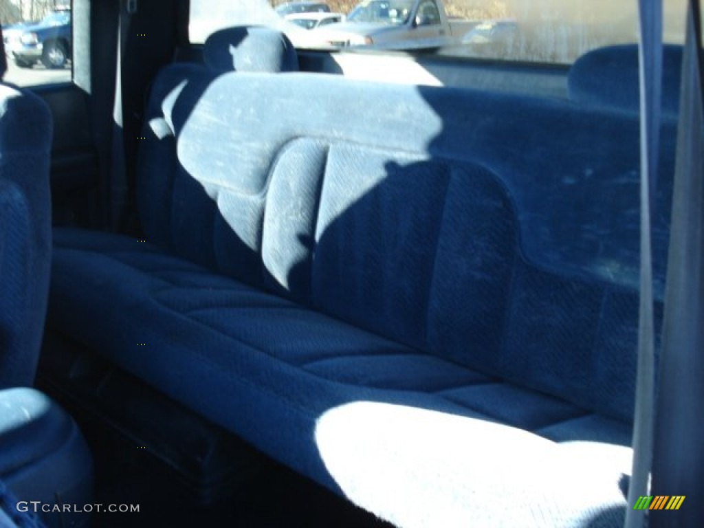 1998 C/K 2500 K2500 Extended Cab 4x4 - White / Blue photo #12