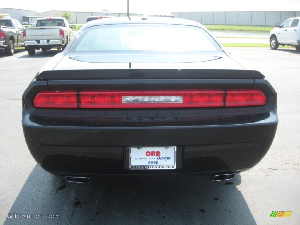 2011 Challenger R/T Plus - Black / Dark Slate Gray photo #6