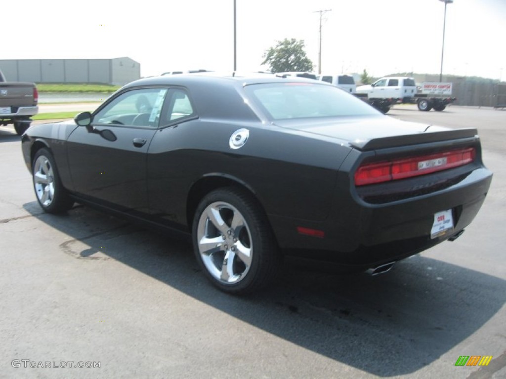 2011 Challenger R/T Plus - Black / Dark Slate Gray photo #7