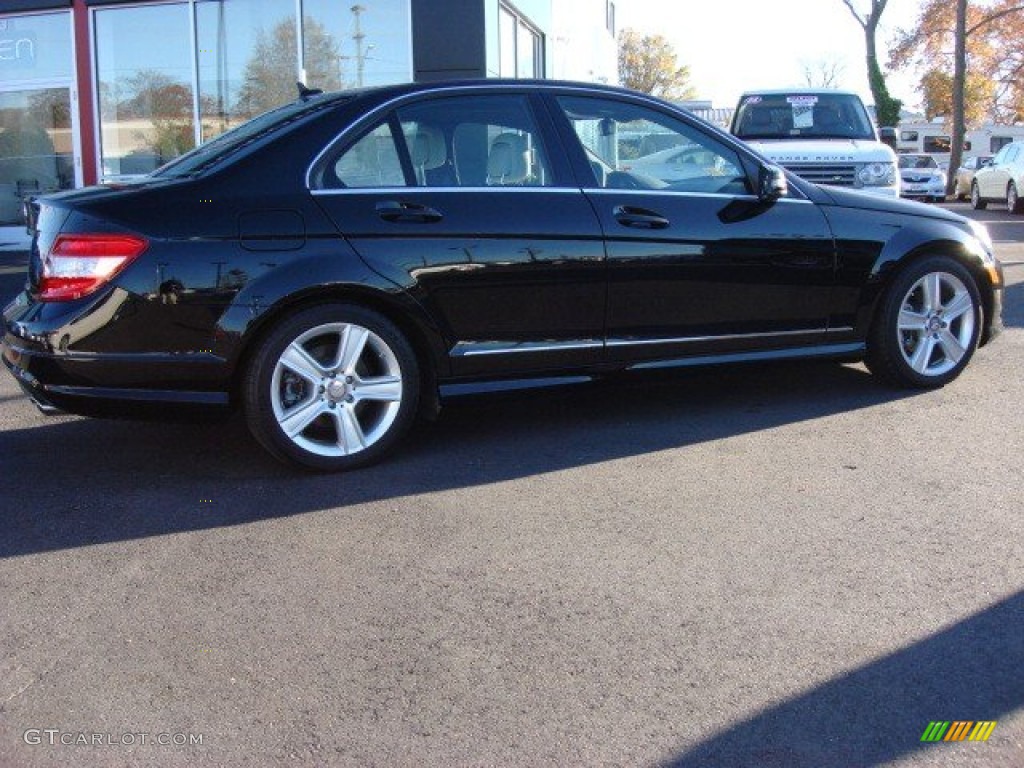 2011 C 300 Sport - Obsidian Black Metallic / Grey/Black photo #5