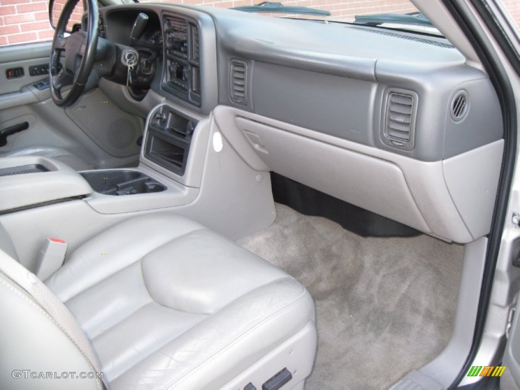 2005 Tahoe LT 4x4 - Silver Birch Metallic / Gray/Dark Charcoal photo #16