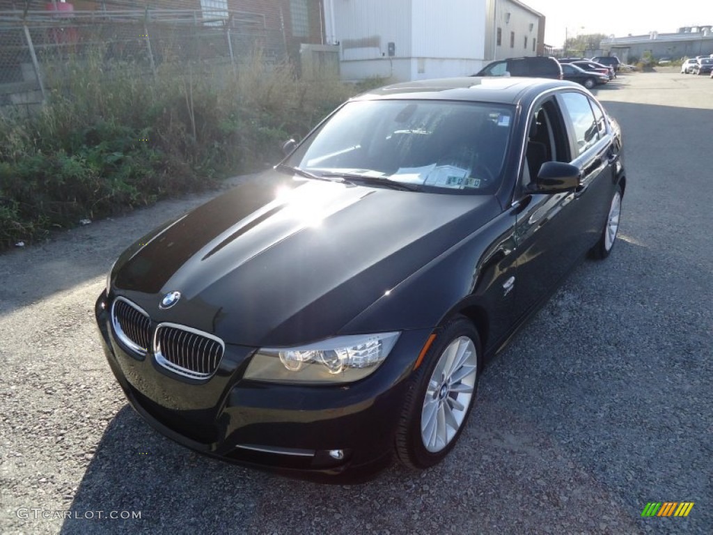 2010 3 Series 335i xDrive Sedan - Jet Black / Black photo #2
