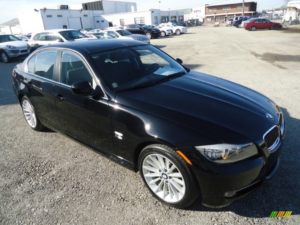 2010 3 Series 335i xDrive Sedan - Jet Black / Black photo #4