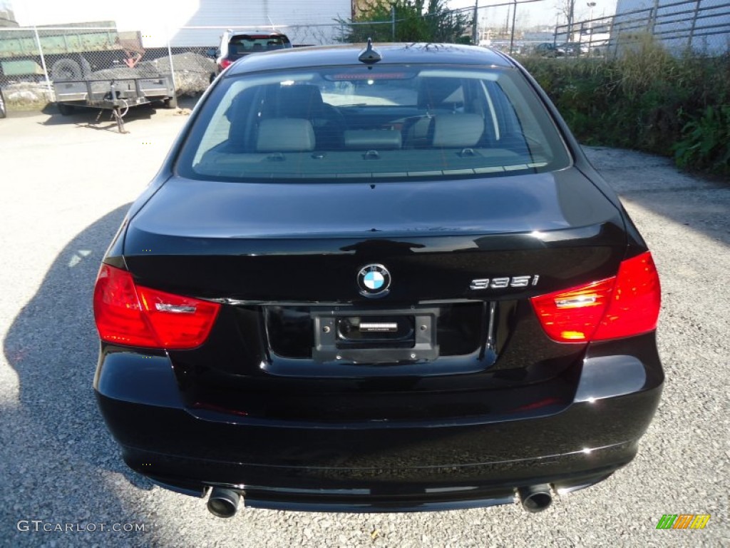 2010 3 Series 335i xDrive Sedan - Jet Black / Black photo #9