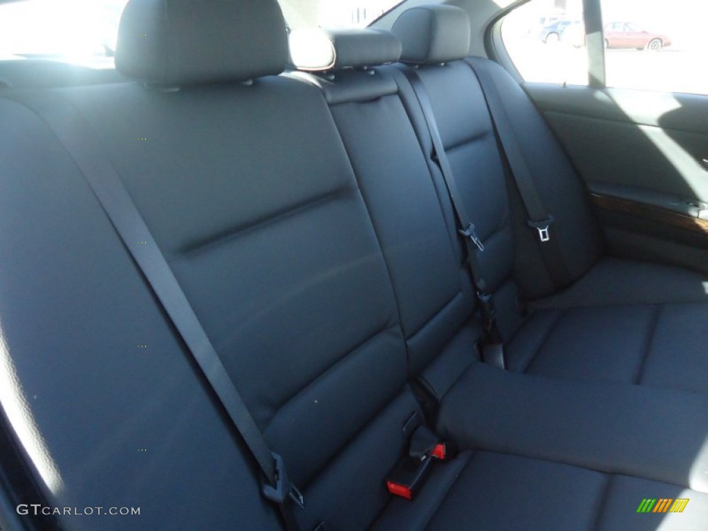 2010 3 Series 335i xDrive Sedan - Jet Black / Black photo #25