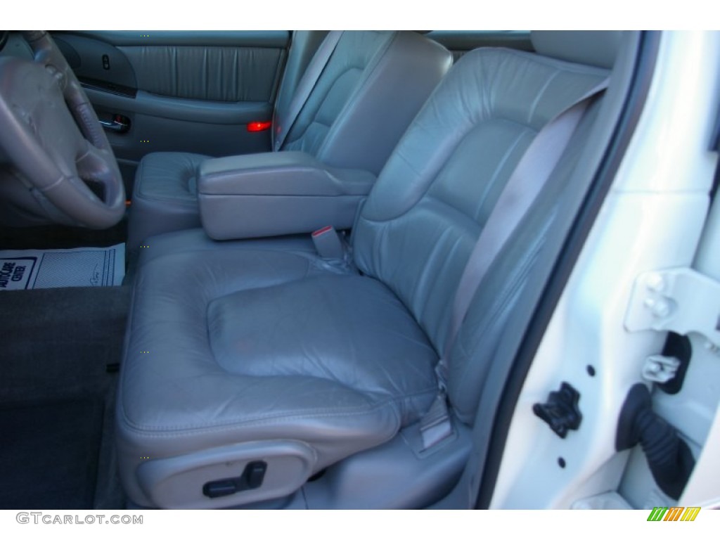 2004 Park Avenue  - White / Medium Gray photo #3