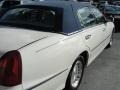 1999 Performance White Lincoln Town Car Executive  photo #10